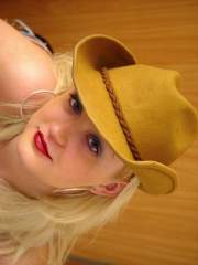 Sexy Girl - Nice Hat!