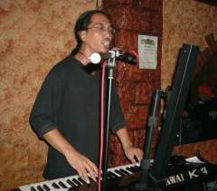 Arnold - Perfect Strangers Band Live on Stage at Amazonia