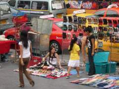 A Very Beutiful Shoe Vendor!