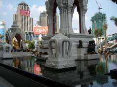 Bangkok - Tranquility and Urban Growth