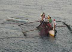 Bauan Early Morning Fishermen 001.jpg