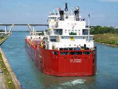 CSL NIAGARA Moves Onto Lock 2