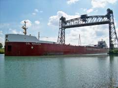 CSL NIAGARA Passing Under Glendale Lift Bridge