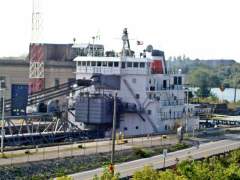 CSL NIAGARA Enters Lock 7