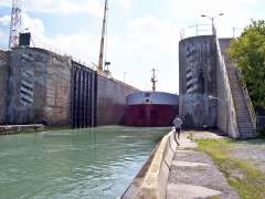 CSL NIAGARA Comes Into View
