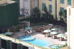 Hyatt Malate, City of Manila Swimming pool and garden