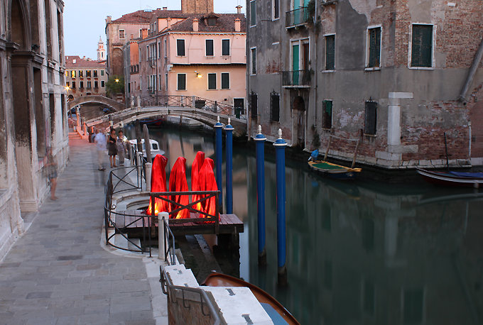 contemporary-art-biennale-show-project-venice-manfred-kielnhofer.jpg
