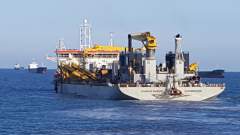 Dredger Charles Darwin