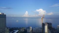 The changing face of Manila - Another High Rise goes up near the bay
