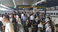A crowded Hakata Shinkansen station - 博多新幹線駅