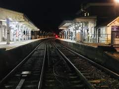 Farnham railway station at night