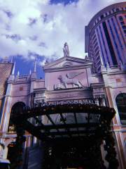 Bonifacio Global City - Venice Grand Canal Mall