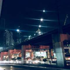 City lights in edsa shaw