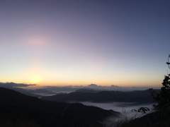 Glimpse of a beautiful sunset over the mountains