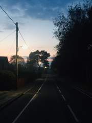 Late dusk in a Hogmoor Road.