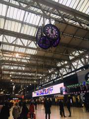 The Most Famous Meeting Point in the World?