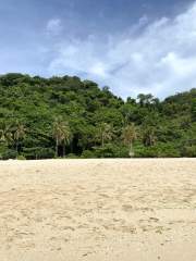 Puka Beach