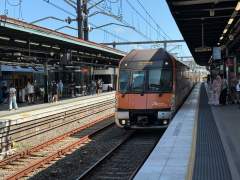 B Set at Sydney Central Station
