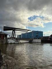 Llanthony Lifing Bridge